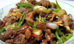 冷吃鸭瓜做法,夏日消暑佳肴，口感鲜美，制作简单