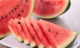 感冒了可以吃梨瓜,感冒时的天然良药，润肺止咳的天然选择