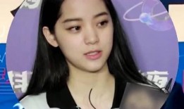 欧阳娜娜每日吃瓜