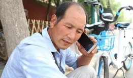 泰国儿子半夜吃瓜,引发家庭温馨一幕