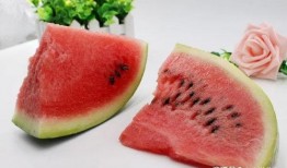 超大号吃瓜勺,超大号吃瓜勺的奇幻之旅